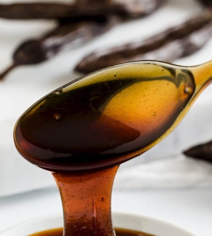 carob-syrup